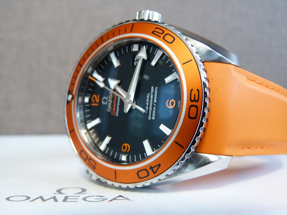 Verdenskendte luksus ure fra Omega – Der kan holde til noget